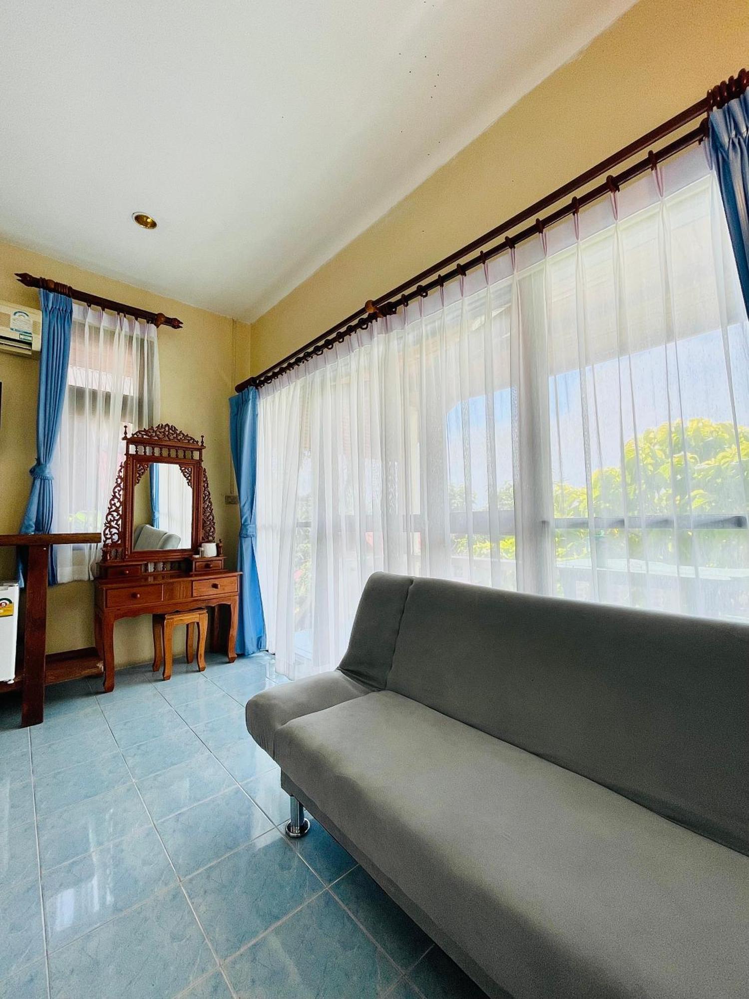Tanouy Garden Villa Baan Khai Bagian luar foto