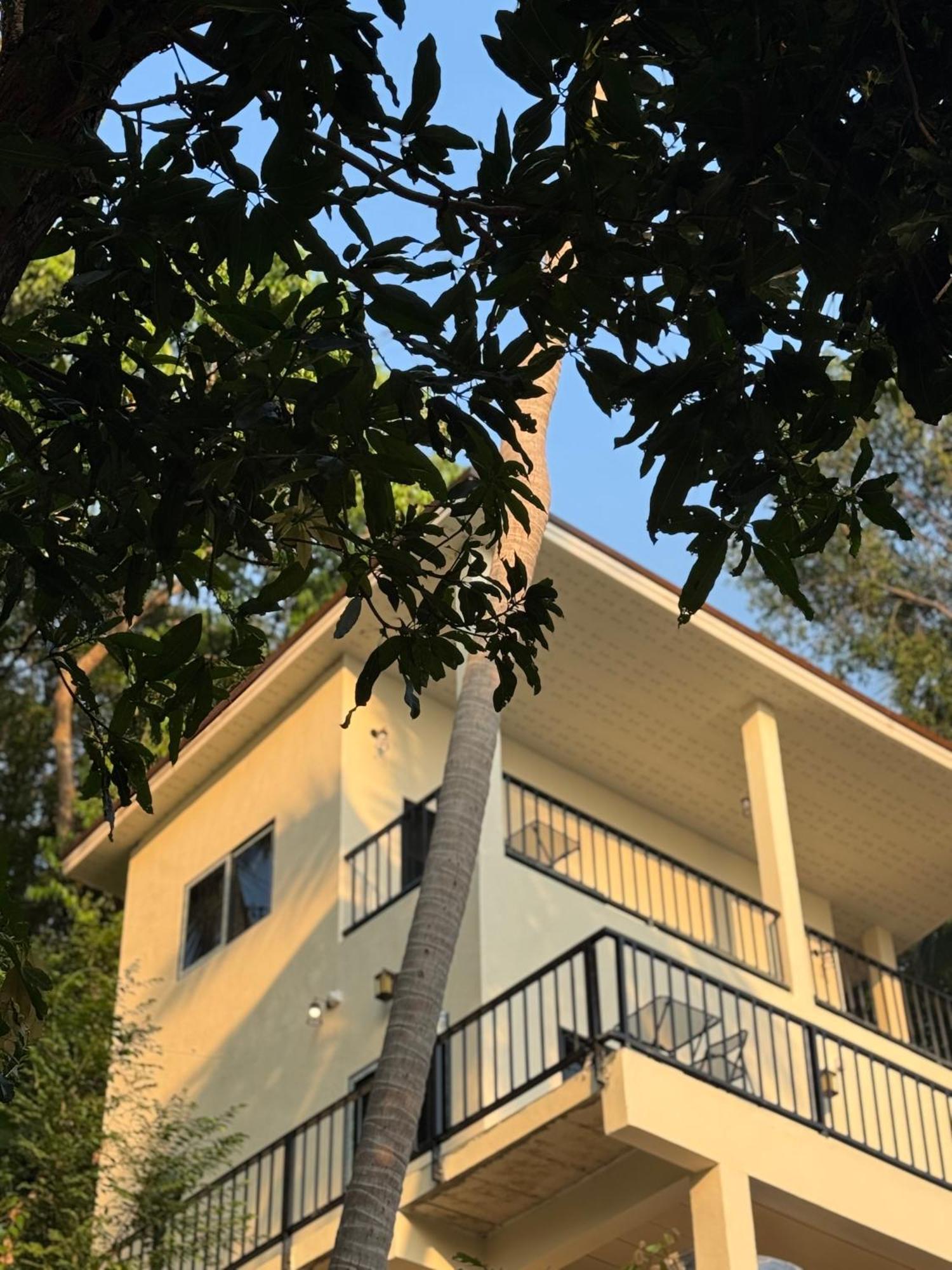 Tanouy Garden Villa Baan Khai Bagian luar foto