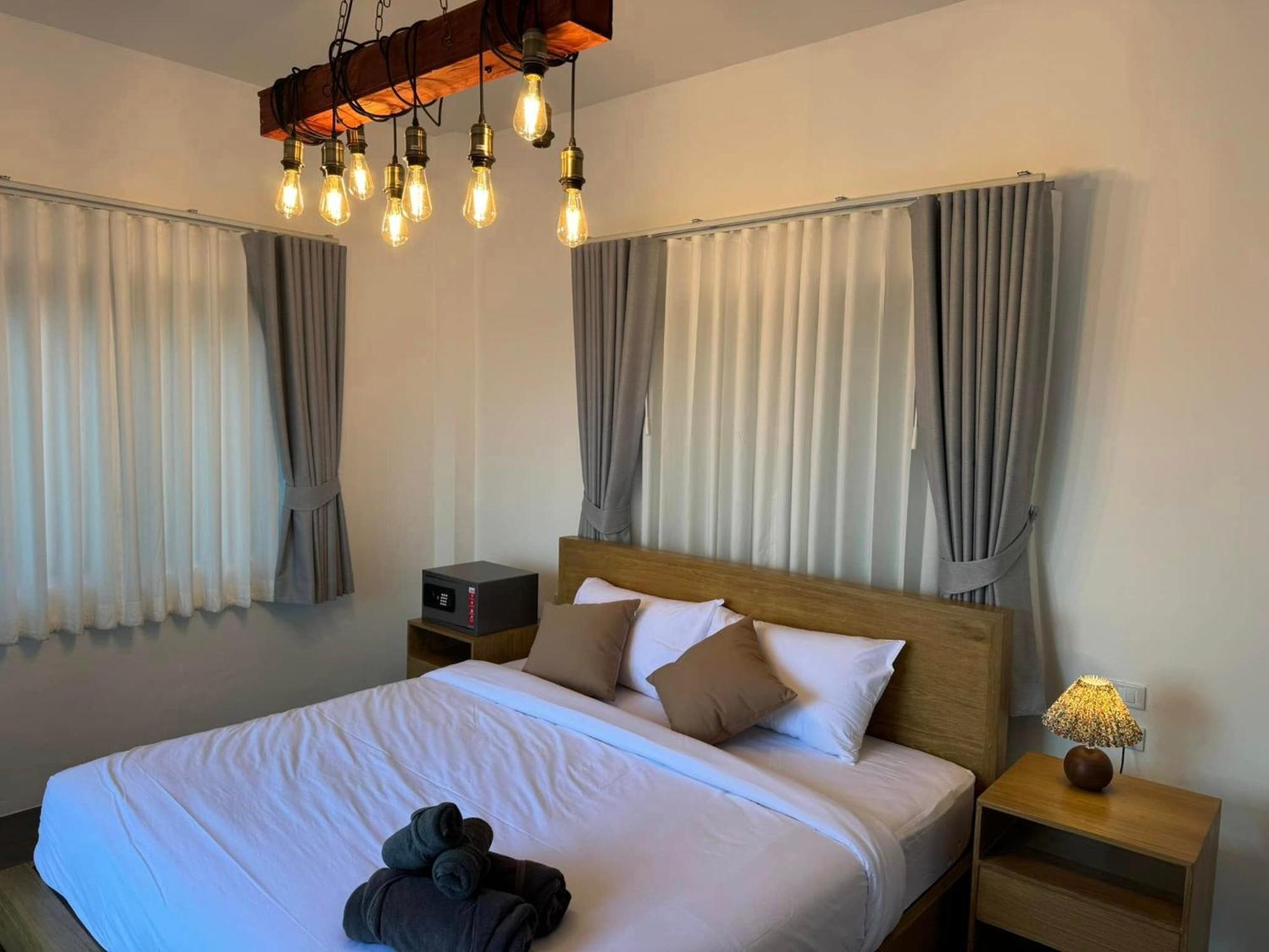 Tanouy Garden Villa Baan Khai Bagian luar foto